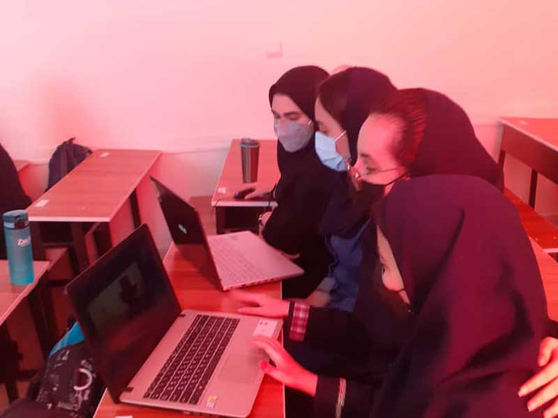 کلاسهای فرهنگی دبیرستان گلبانگ