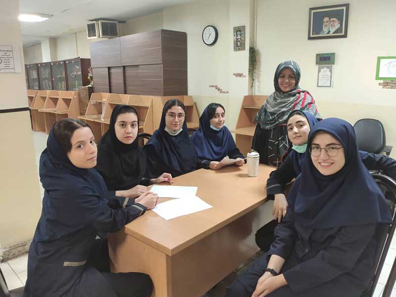 کلاسهای فرهنگی دبیرستان گلبانگ