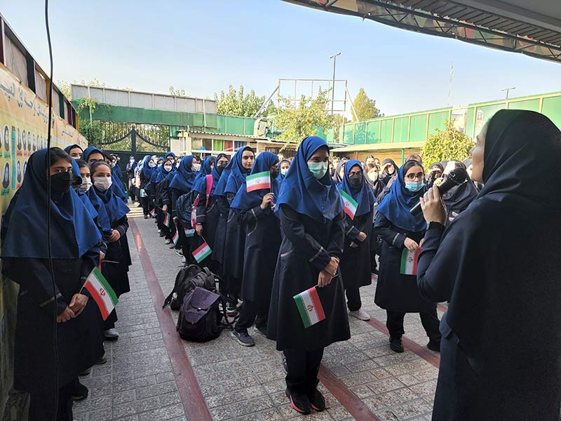 آغاز سال تحصیلی دبیرستان دخترانه گلبانگ مهرماه 14011