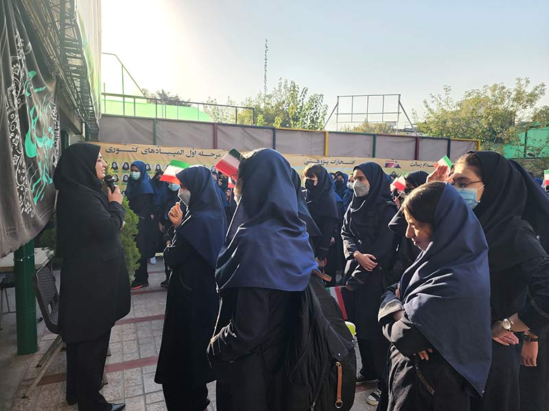 آغاز سال تحصیلی دبیرستان دخترانه گلبانگ مهرماه 14013