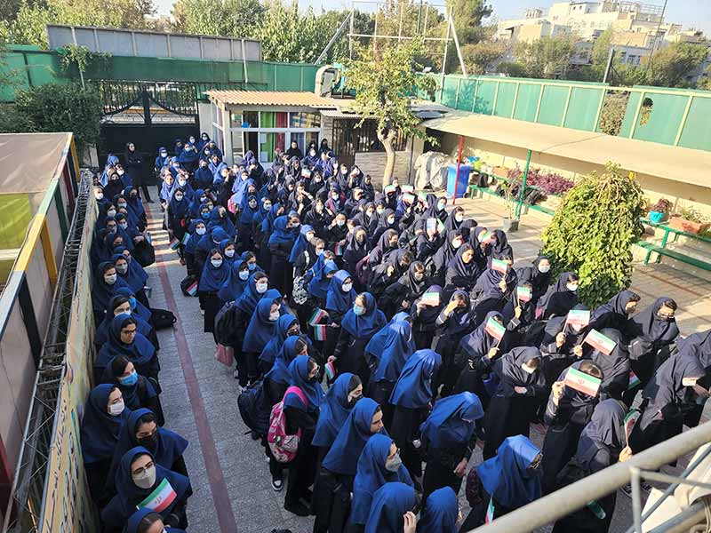 آغاز سال تحصیلی دبیرستان دخترانه گلبانگ مهرماه 14015