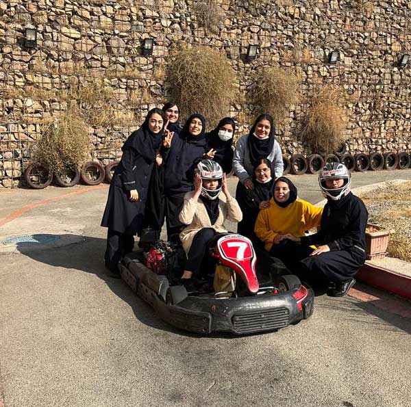 اردوی تفریحی کارتینگ و پینت بال به مناسبت روز دانش آموز و رفع خستگی آزمون نشانه و اردوی مطالعاتی ویژه پایه دهم و یازدهم15